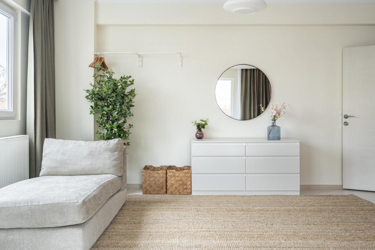 Ferienwohnung Modern Flat With Balcony On Bagdat Street Istanbul Exterior foto